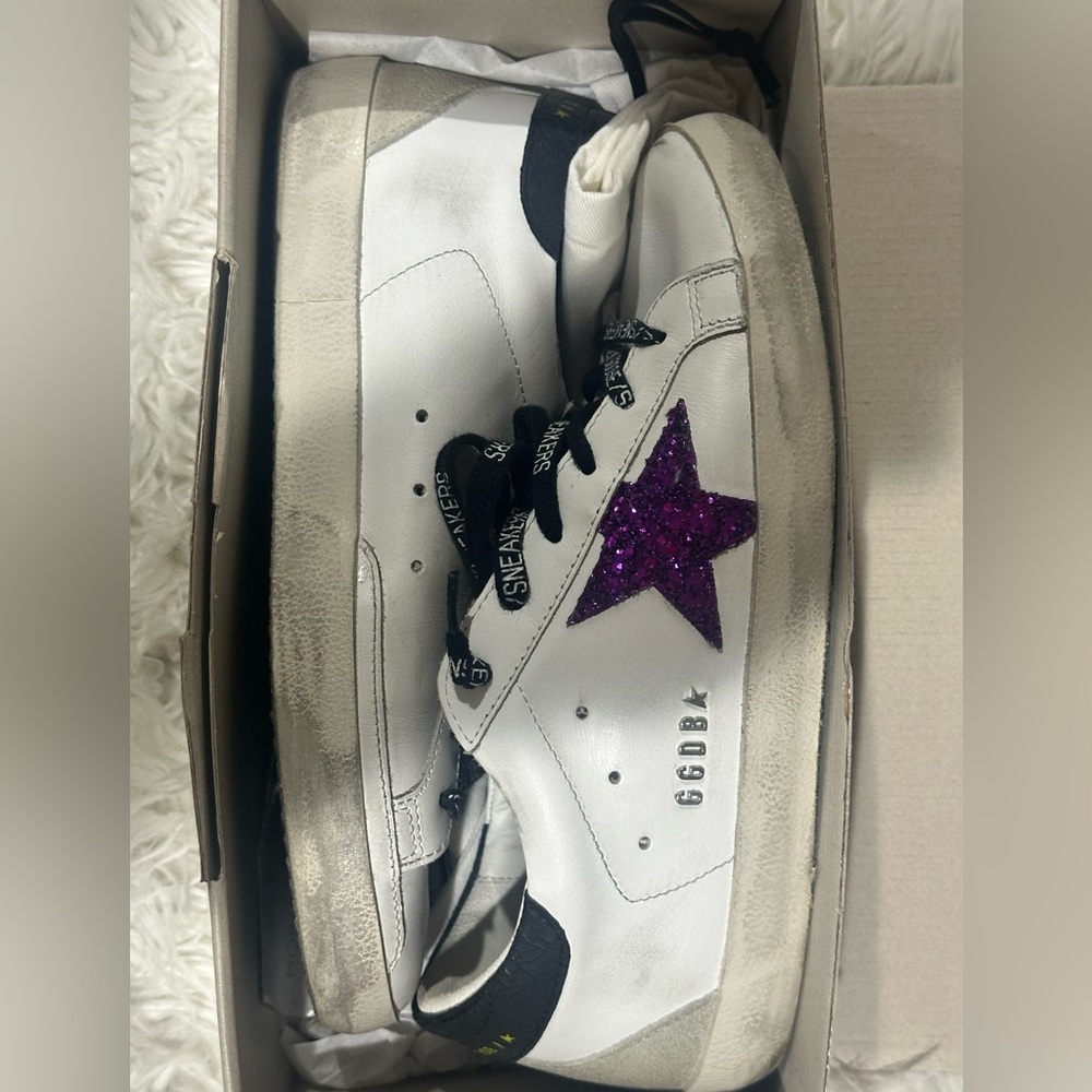 Women’s Golden Goose Sneakers Size 38 (US: 7.5) -Authentic